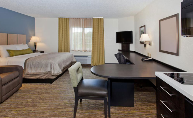 Candlewood Suites Garden Grove/Anaheim Area