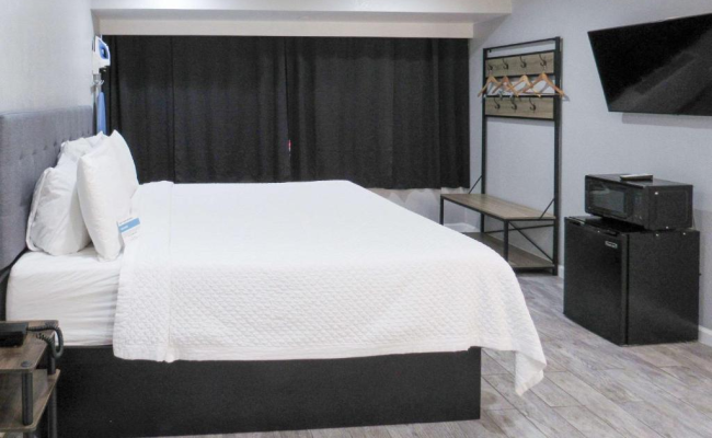 Capri Suites Anaheim