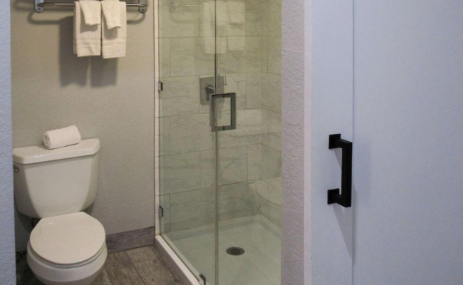 Capri Suites Anaheim