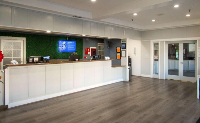 Capri Suites Anaheim