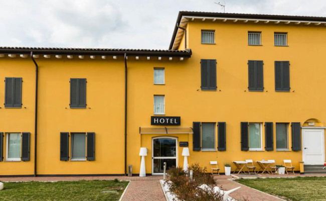 Hotel Forlanini 52