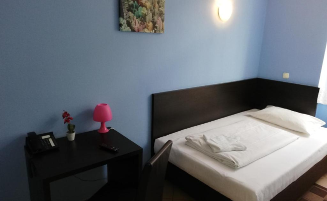 Angel Hotel