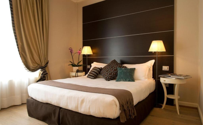 TownHouse 33 Boutique Hotel