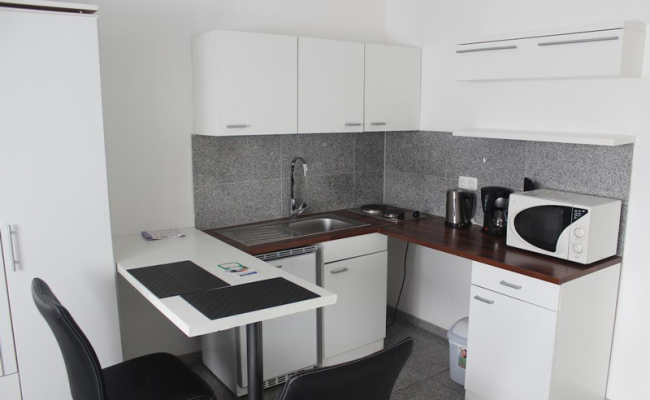 Lipp Apartments