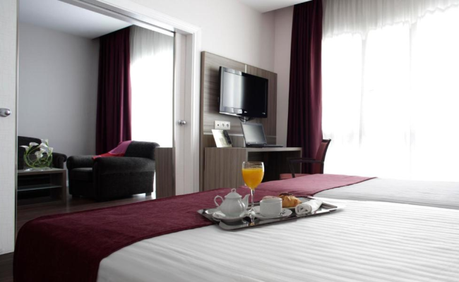 Hotel Serrano