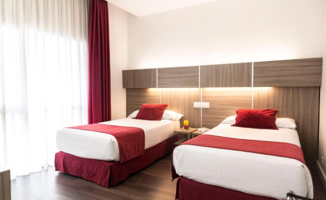 Hotel Serrano