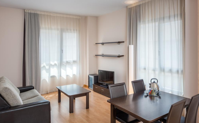 Tryp Madrid Airport Suites