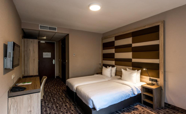 XO Hotels Blue Square