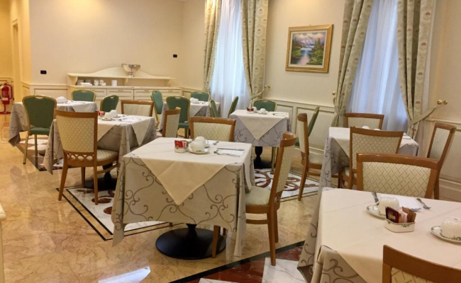 Andreola Central Hotel