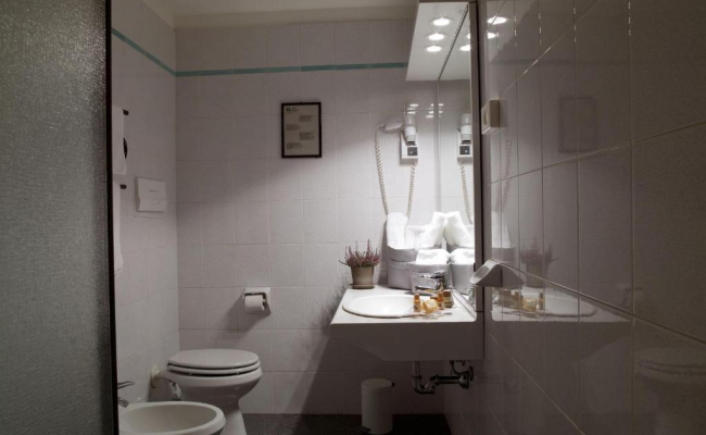 Hotel Montini Linate Airport