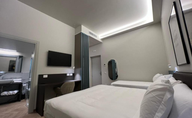 Hotel RossoVino Milano