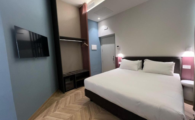 Hotel RossoVino Milano