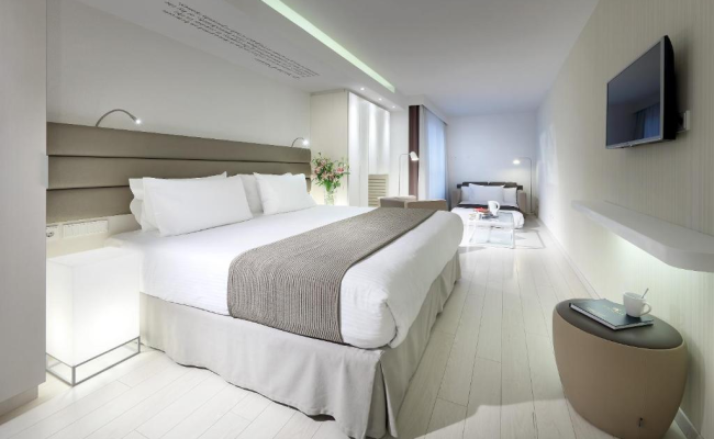 Eurostars Book Hotel