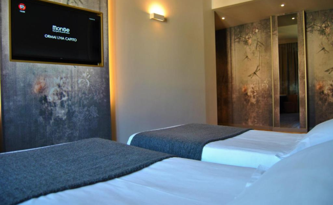 Mokinba Hotels King