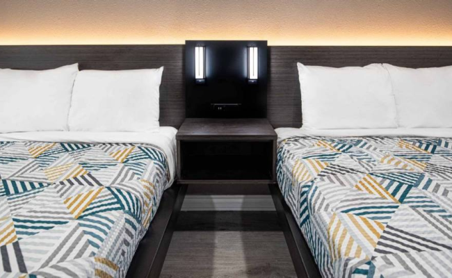 Motel 6-Anaheim, CA - Convention Center