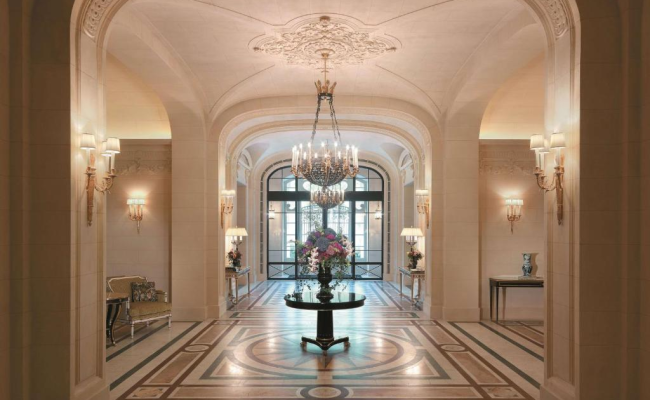 Shangri-La Hotel, Paris