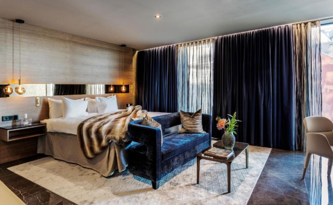 Hotel Riverton