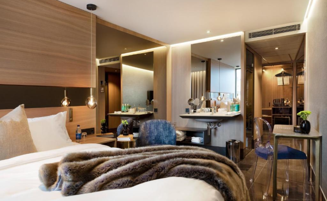 Hotel Riverton
