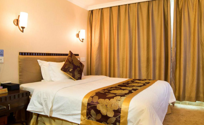 Leizhen Hotel