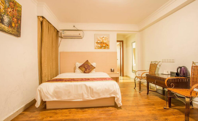 Leizhen Hotel
