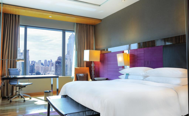 Renaissance Bangkok Ratchaprasong Hotel