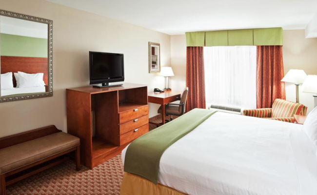 Holiday Inn Express & Suites Niagara Falls