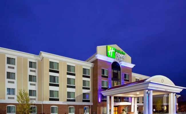 Holiday Inn Express & Suites Niagara Falls