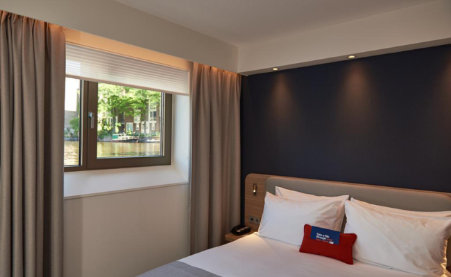 Holiday Inn Express Amsterdam - City Hall, an IHG Hotel