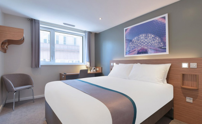 Travelodge London City