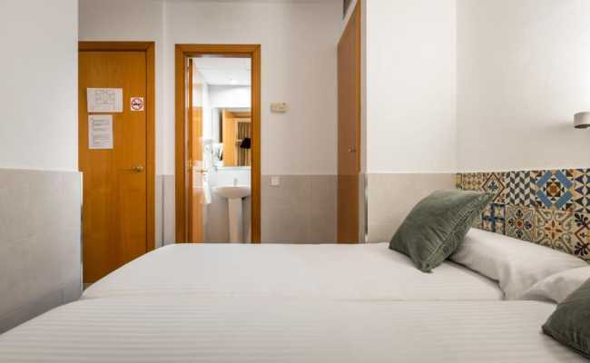 Hostal Baler