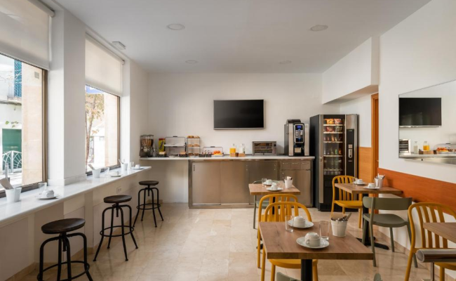 Hostal Baler