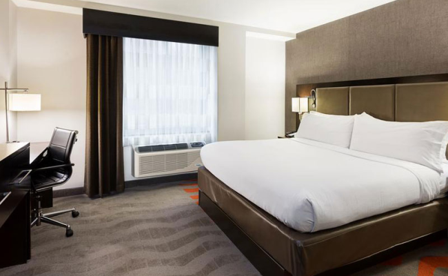 Holiday Inn Lower East Side