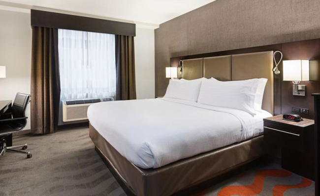 Holiday Inn Lower East Side