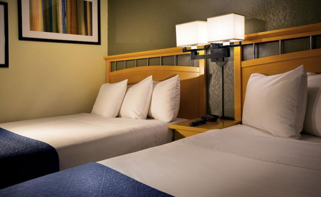Hudson River Hotel