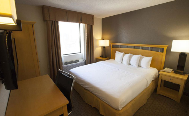 Hudson River Hotel