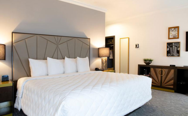 Martinique New York on Broadway, Curio Collection by Hilton