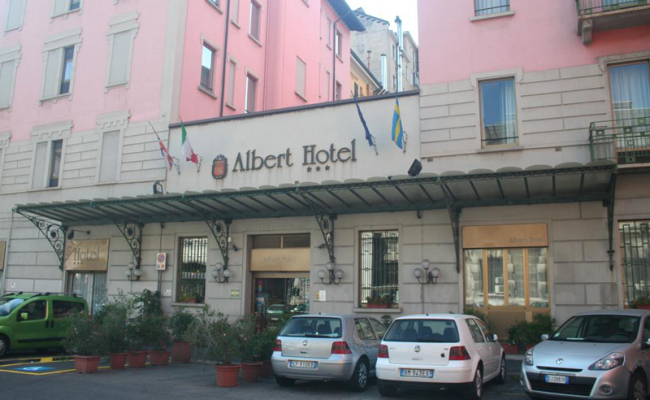 Albert Hotel