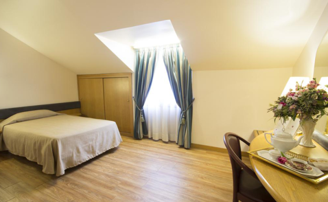 Albert Hotel
