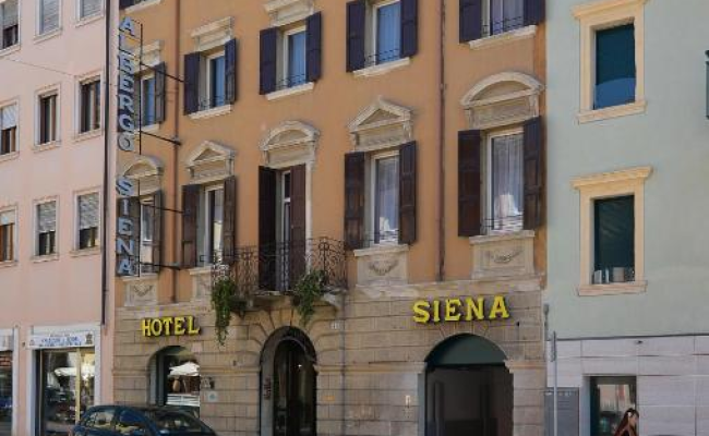 Hotel Siena