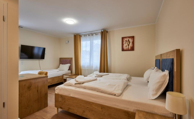 Hotel ISHA
