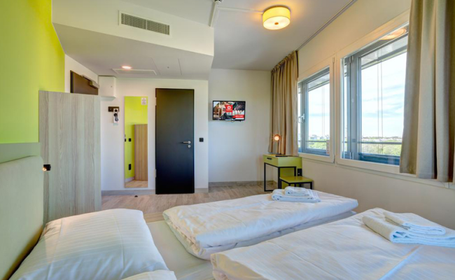 MEININGER Hotel Munchen Olympiapark
