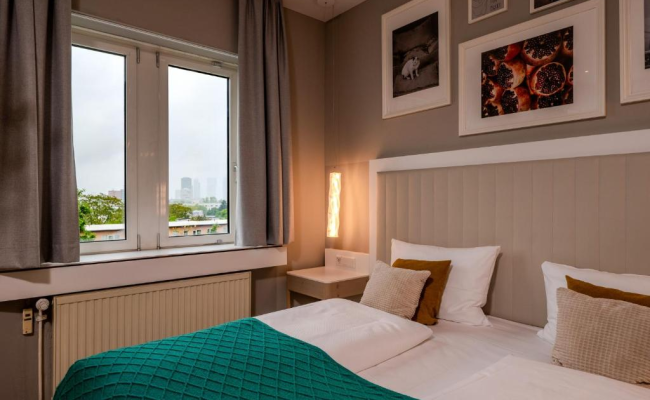 Vienna House by Wyndham Frankfurt South