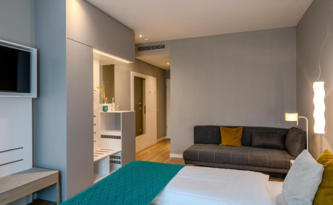 Vienna House by Wyndham Frankfurt South