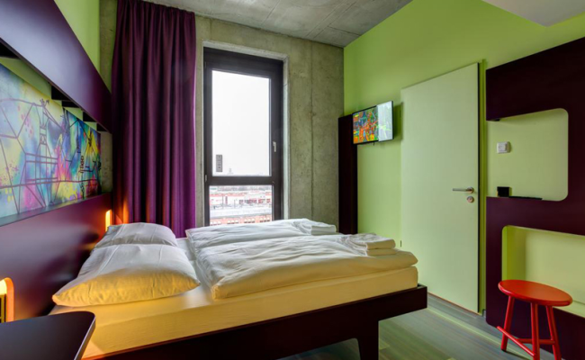 MEININGER Hotel Berlin East Side Gallery