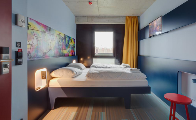 MEININGER Hotel Berlin East Side Gallery