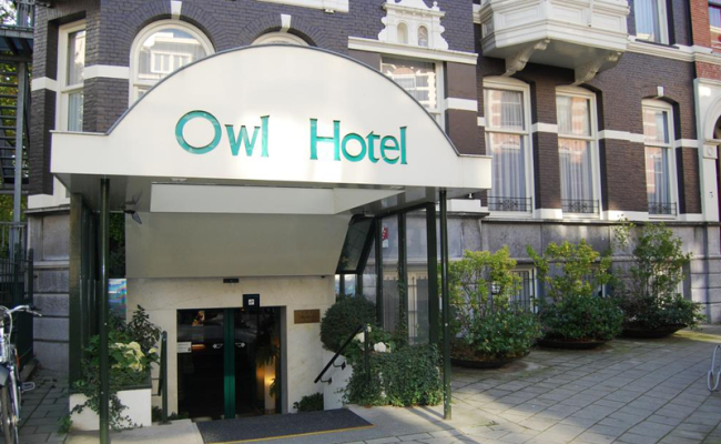 Owl Hotel