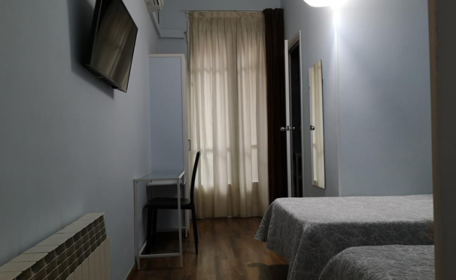 Hostal Lesseps