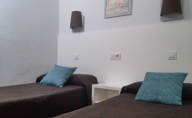 Hostal Lesseps