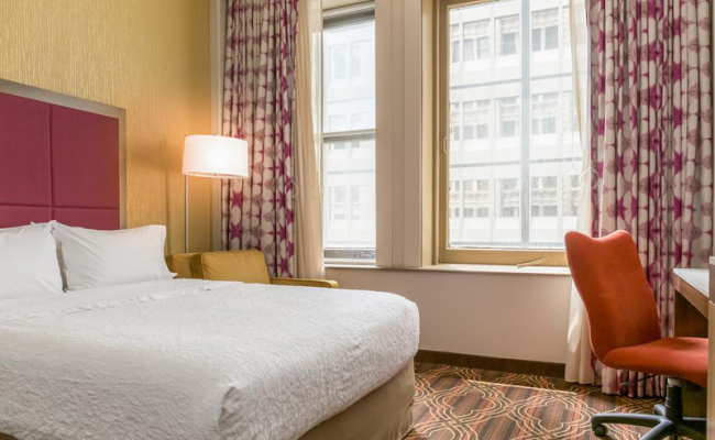 Hampton Inn Majestic Chicago Theatre District