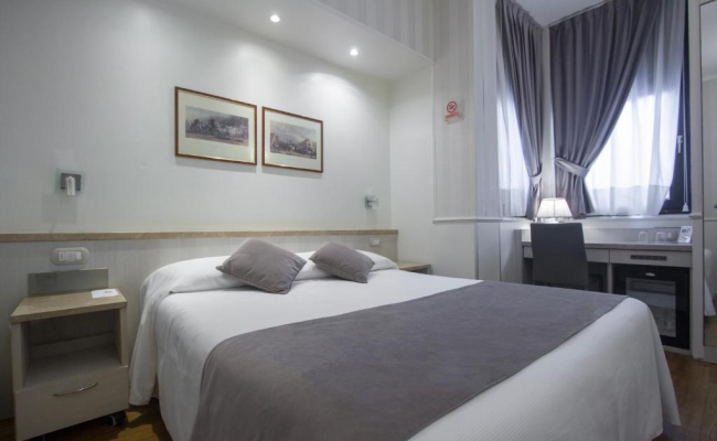 Hotel Flora